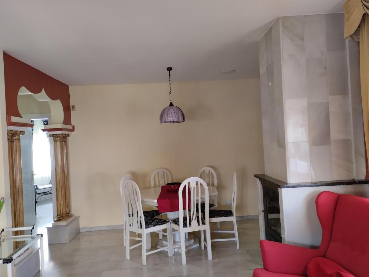 Casa Con Terraza Privada Ferienhaus