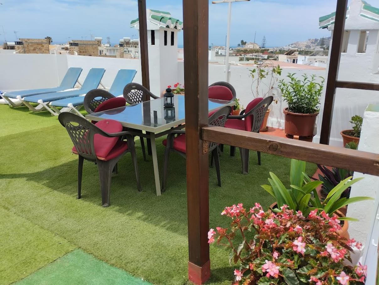 Casa Con Terraza Privada Ferienhaus Nerja